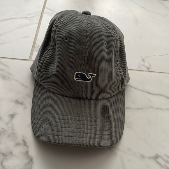 Vineyard Vines hat - Picture 1 of 3